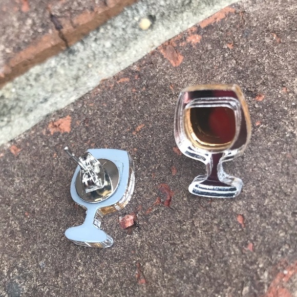 New Handmade Wineglass Studs in White - Picture 4 of 7